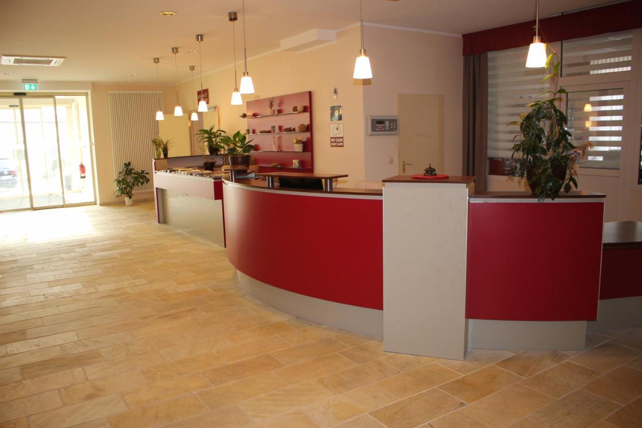 Bed & Breakfast Hotel Muellerhof Caputh Buitenkant foto