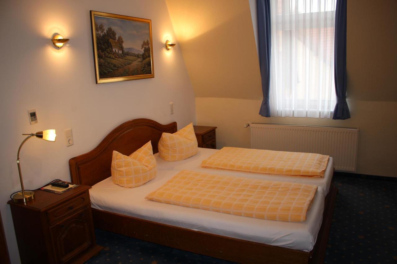 Bed & Breakfast Hotel Muellerhof Caputh Buitenkant foto